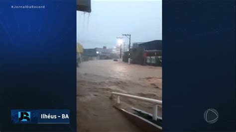 Chuva Atinge V Rias Regi Es E Causa Transtornos Pelo Brasil Nesta Ter A