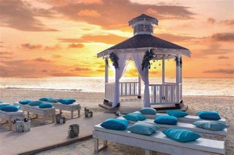 The Westin Grand Cayman Seven Mile Beach Resort & Spa in Cayman Islands ...