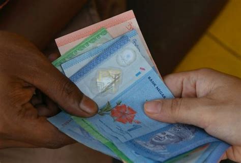 Ringgit Dibuka Rendah Berbanding Dolar As Dipengaruhi Ketegangan