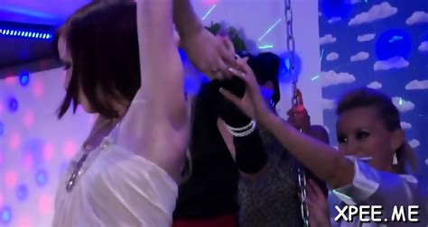 Hottie Takes Dildo Deep Inside