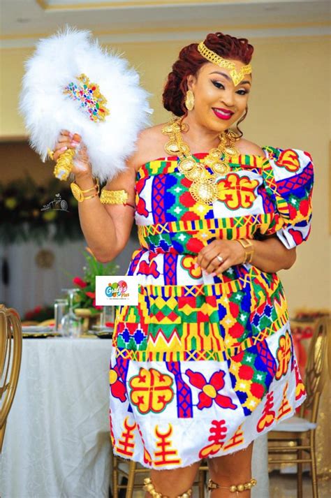 Tenue Traditionnelle Akan African Traditional Wear Kente Kente Cloth