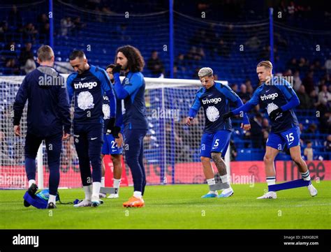 Chelsea S Enzo Fernandez And Mykhailo Mudryk Warm Up On The Pitch Ahead