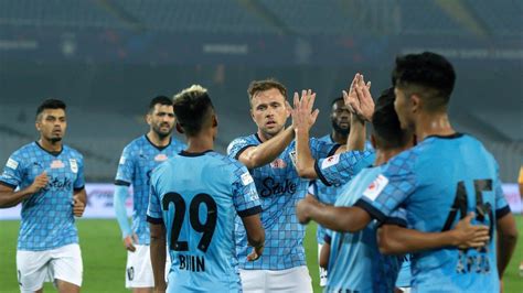 Isl Mumbai City Fc Reclaim Top Spot After Dominant Win Over