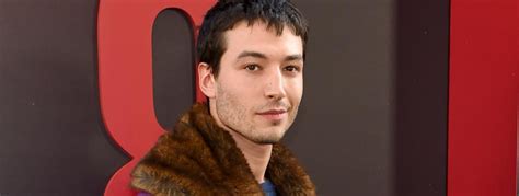 The Flash Warner Bros Envisage Plusieurs Solutions Face Au Problème Ezra Miller