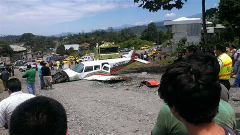 Cinco Heridos Por Accidente De Avioneta En Morona Santiago La