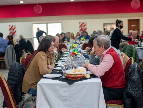 Elisa Abella Acompa El Aniversario Del Centro De Jubilados De La