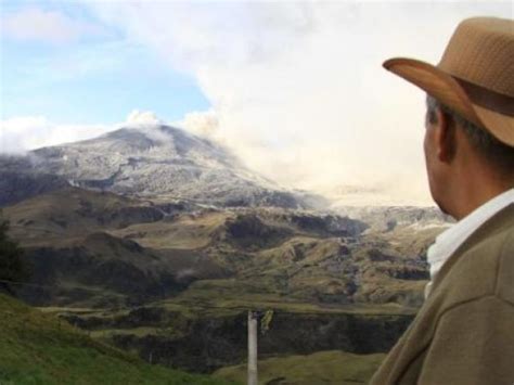 Volcán Nevado del Ruiz por qué podría cambiar su alerta de naranja a