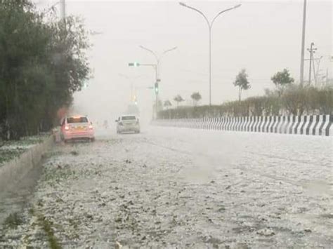 Heavy Rain Hailstorm Hits Delhi Ncr Flights Diverted From Igi