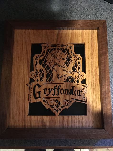 Scroll saw Harry Potter gryffindor sign I made my daughter | Scroll saw ...