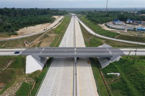 TAK HANYA PANJANG JALAN TOL TRANS SUMATERA KELOLAAN HUTAMA KARYA