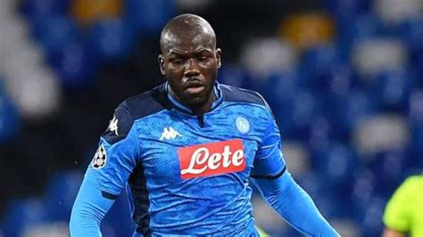 Napoli Koulibaly Verso L Addio In Estate Il Manchester United In Pole