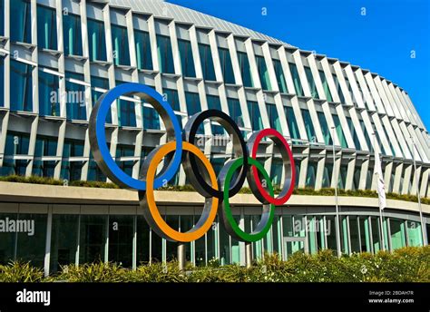 Les Anneaux Olympiques Au Si Ge Du Comit International Olympique Cio