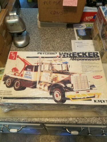 Peterbilt Wrecker Model Kit