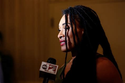 Photos: Claressa Shields, Hanna Gabriels - Face To Face at Presser ...