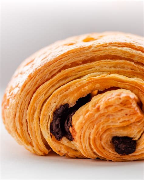 Chocolatine ou pain au chocolat débat enflammé à Marseille Radio Oloron