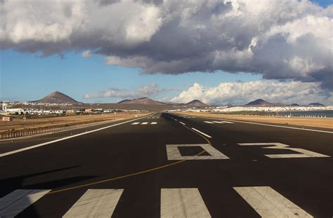 Lanzarote Airport - Terminal 1