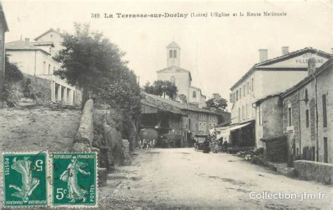 Cpa France La Terrasse Sur Dorlay L Glise Et La Route Nationale