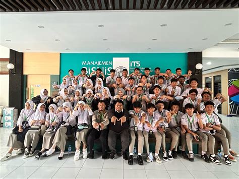 Sma Islam Athirah Bukit Baruga Kunjungi Beberapa Kampus Terbaik Di