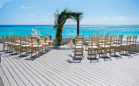 Barbados Beach Wedding Venues | O2 Beach Club & Spa