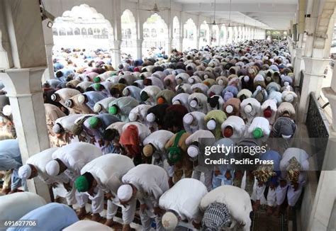 holy fasting month  ramzan ul mubarak stock  high res