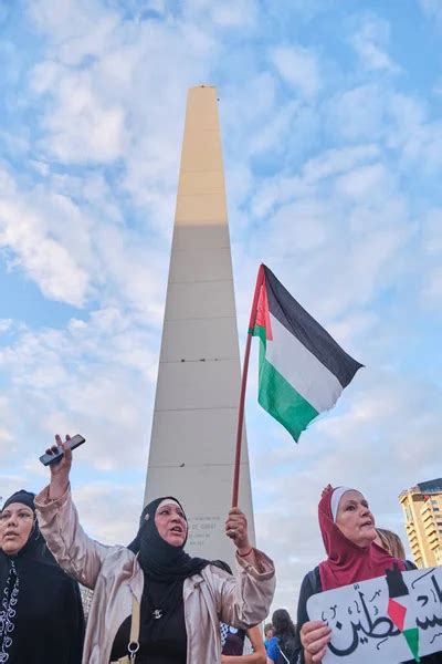 Buenos Aires Argentina 16 De Febrero De 2024 Mujeres Protestando Frente Al Obelisco En El