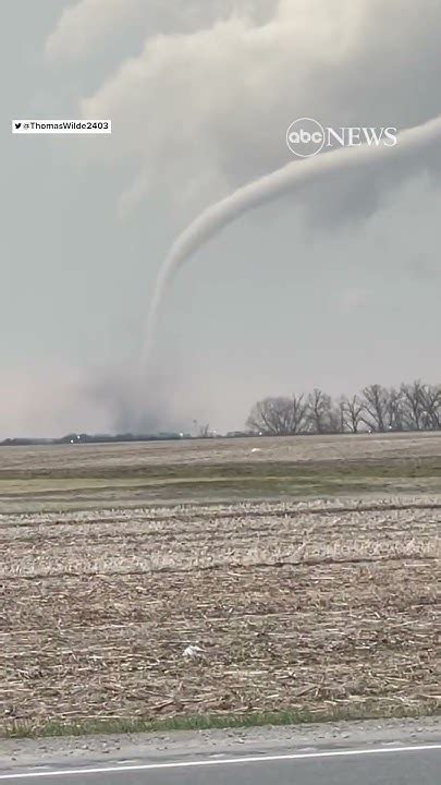 Powerful Tornado Spotted As Deadly Storms Tear Across Midwest Abc