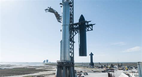 Spacex Installs Rocket Catching Arms On Starships Florida Launch Tower