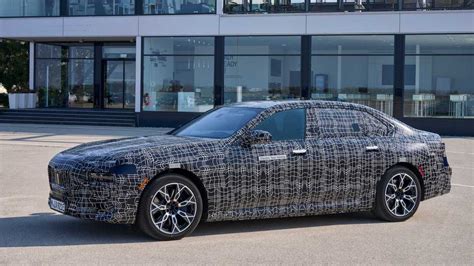 2023 BMW 7 Series Prototype First Drive: V8 Cruiser