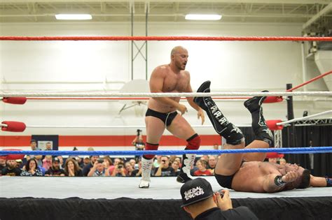 Chris Dickinson Vs Brian Cage Limitless Wrestling Pretend Flickr