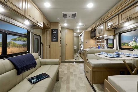 Chateau Class C Motorhomes Thor Motor Coach