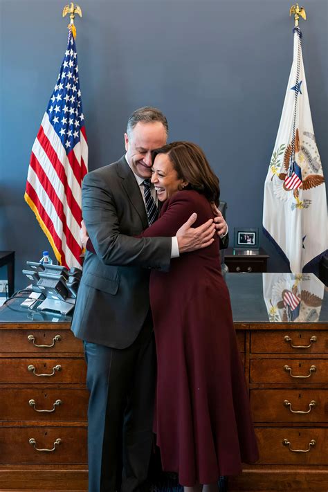 how long has kamala harris been married 11