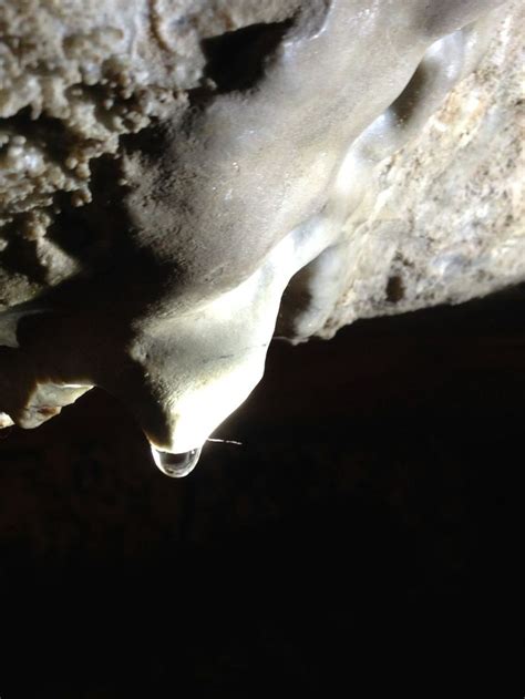 Explored One Of The World S Oldest Caves At The Jenolan Caves Blue