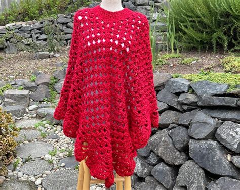 Coming Home Poncho Scallop Edge Poncho Martha Stewart Inspired Poncho Etsy