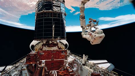 This Month In Nasa History Sts Saves Hubble Appel Knowledge Services