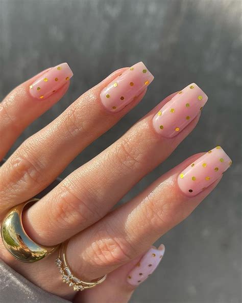 Best New Year S Eve Nail Ideas To Ring In May The Ray Unhas