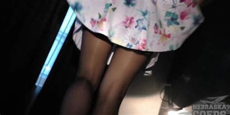 Really Hot Real Life Secretary Opens Up Her Pussy With Glowsticks Tnaflix