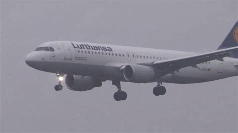 D AIZD Lufthansa Airbus A320 Landing At Hamburg Airport YouTube