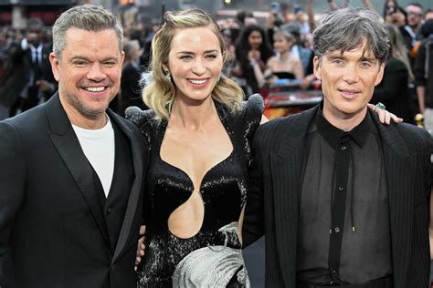 Cillian Murphy's blue eyes distracted 'Oppenheimer' costars | EW.com