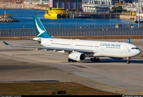 B LAK Cathay Pacific Airbus A330 343 Photo By Tse Wai Kit ID 1390305