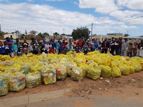 Skoonmaakaksie Op Dysselsdorp Oudtshoorn Courant