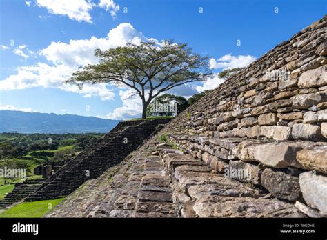 Acrópolis de Tonina Ruinas Mayas Chiapas México Fotografía de stock