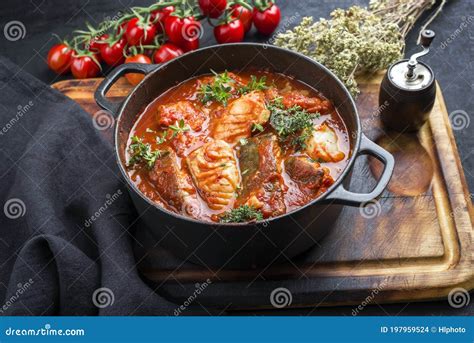 Moqueca Baiana Del Estofado De Pescado Tradicional Brasile O Con Filete