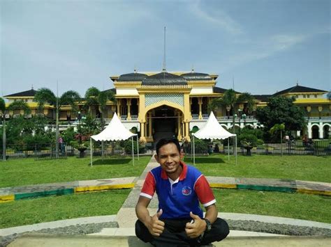 Mengenal Sejarah Istana Maimun Medan