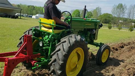 John Deere Tractor3 Point Hitch Plow Youtube