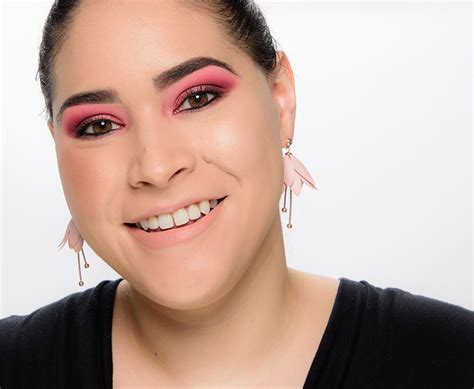 Tom Ford Nude Glow Soleil Contouring Compact Review Photos Swatches