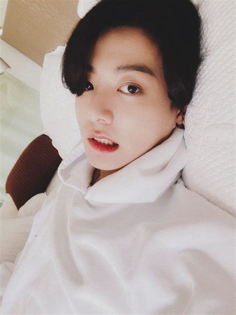 Jungkook Weverse 201005 Jungkook Selca Jeon Jungkook Bts Jungkook