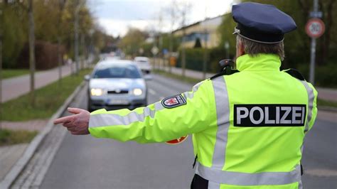 Autobahn Autobahnpolizei Verkehr Technik Planet Wissen