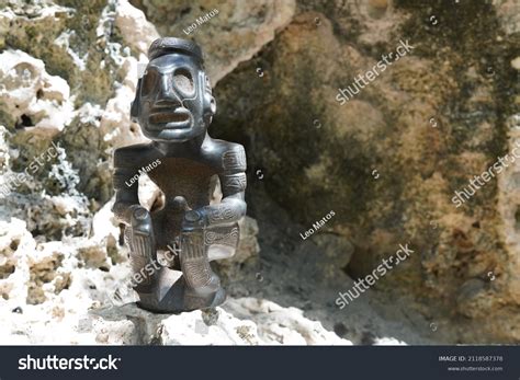 Taino Antique Black Stone Idol Figure Stock Photo Shutterstock