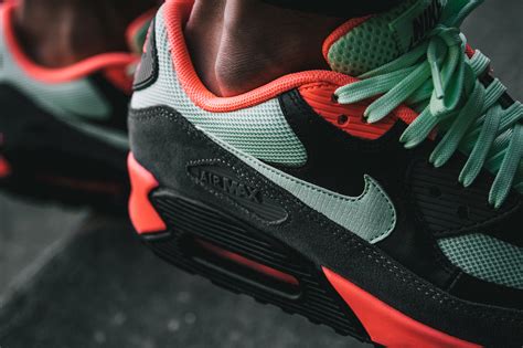 Nike Air Max 90 Essential Mint Green Bright Crimson Sbd