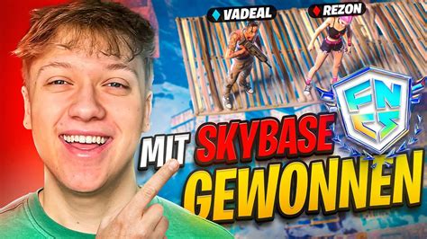 Wir Gewinnen Fncs Mit Einer Skybase Fncs Weekly Finals Youtube